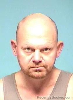 Mugshot of GARY A Junior JOERIGHT