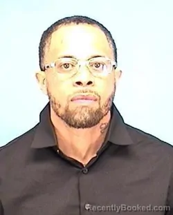 Mugshot of DENNIS LAVELLE PETTIS