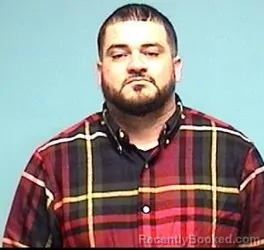 Mugshot of QUINTON J GROVE