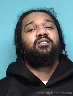 Mugshot of DARIUS E GLASS