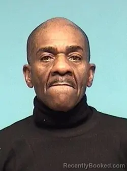 Mugshot of RONNIE L METCALF