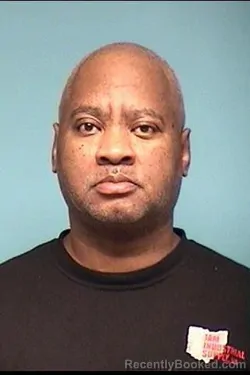 Mugshot of SHAWN L KNIGHT