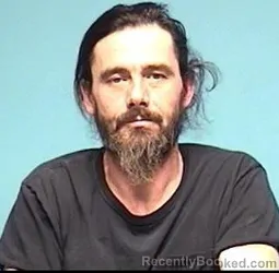 Mugshot of STEVEN R THACKER