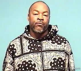 Mugshot of TYRONE T SANDERS