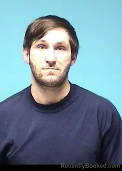 Mugshot of Levi Nelson Toth