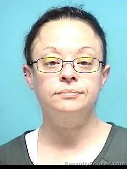Mugshot of RACHEL LYNN Fourth LIVINGSTON booked in Lorain County, Ohio on April 13, 2026