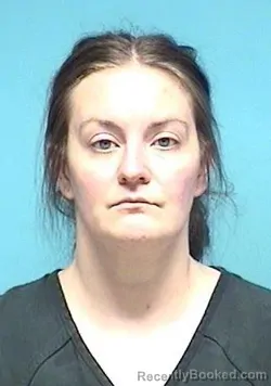 Mugshot of JESSICA LYNN WILLIS booked in Lorain County, Ohio on April 15, 2026