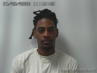 Mugshot of DYERE THOMPSON