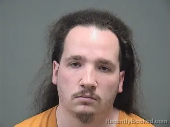 Mugshot of DAVID CARLOS JR MOLINA booked in Mahoning County, Ohio on April 21, 2026