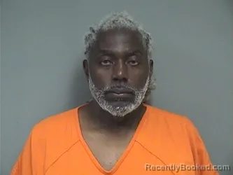 Mugshot of ERVIN TYRONE CRAFT booked in Mahoning County, Ohio on April 21, 2026