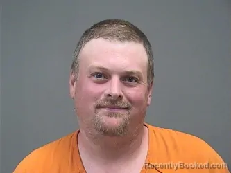 Mugshot of MATTHEW SNYDER booked in Mahoning County, Ohio on April 22, 2026