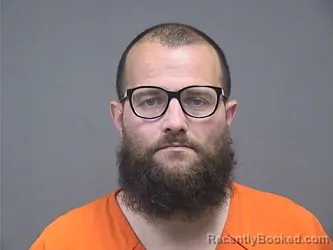 Mugshot of JOSHUA FERNANDO MALDONADO booked in Mahoning County, Ohio on May 3, 2026