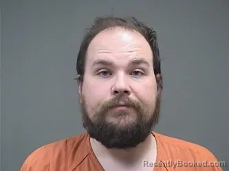 Mugshot of DARIEN MICHAEL DAUGHERTY booked in Mahoning County, Ohio on May 11, 2026