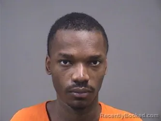 Mugshot of SEANDALE ANTONIO THOMPKINS booked in Mahoning County, Ohio on May 12, 2026