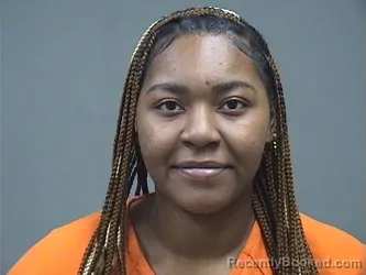 Mugshot of JEROLNASHIA TYFERO WIGGINS booked in Mahoning County, Ohio on May 12, 2026