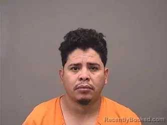 Mugshot of JONARHAN DORANTE-HERNANDEZ booked in Mahoning County, Ohio on June 27, 2026