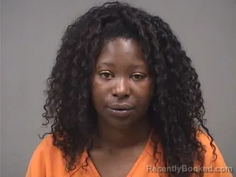 Mugshot of LISA LAVELL DUCK booked in Mahoning County, Ohio on July 5, 2026