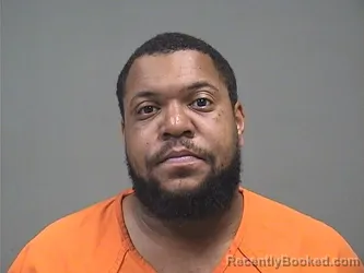 Mugshot of SEAN LAMAR II ROGERS booked in Mahoning County, Ohio on July 11, 2026