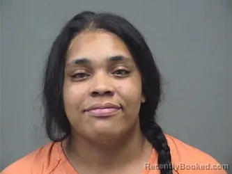 Mugshot of Tilia Ocie Moore booked in Mahoning County, Ohio on August 18, 2026