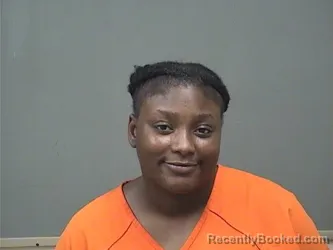 Mugshot of Laniya Harris booked in Mahoning County, Ohio on August 23, 2026