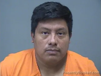 Mugshot of Jose Jose Juan booked in Mahoning County, Ohio on August 24, 2026