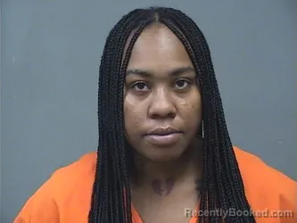 Mugshot of Jaraysia Renee Jefferson booked in Mahoning County, Ohio on August 26, 2026