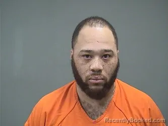 Mugshot of Tayquan Charlton booked in Mahoning County, Ohio on September 11, 2026