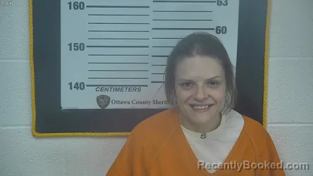 Mugshot of MIRANDA JEAN RAWLINS booked in Ottawa County, Ohio on May 14, 2026