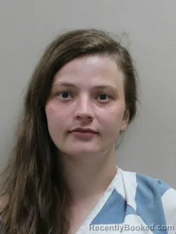 Mugshot of CIARRA CHEYENNE OWENS booked in Paulding County, Ohio on June 10, 2026
