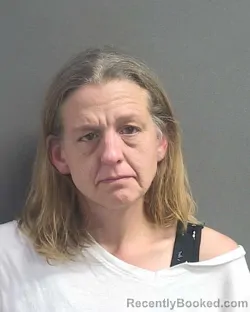 Mugshot of ANDREA JEAN HOLMES