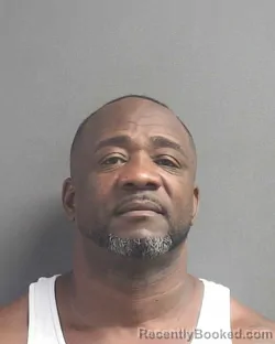 Mugshot of WALTER MARTIN