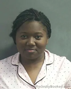 Mugshot of TY'GERIA UNIQUE OXENDINE