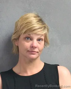 Mugshot of JESSICA MARIE MCCABE