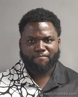 Mugshot of LE HENRY DOMINIC BAKER