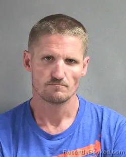 Mugshot of MICHAEL GARY DODD