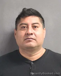 Mugshot of WILBER CRUZ BELLO