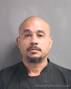 Mugshot of VENNIS KIMONTE JAMAL WOODS