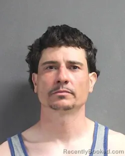 Mugshot of VICTOR NOEL CRUZ