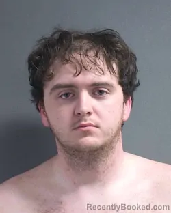 Mugshot of LEWIS A MUNRO