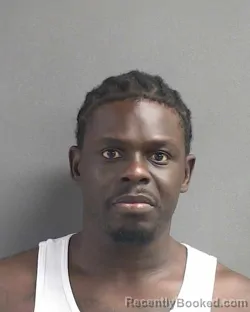 Mugshot of CARLOS RAYNARD ROBERTS booked in Volusia County, Florida on May 12, 2026