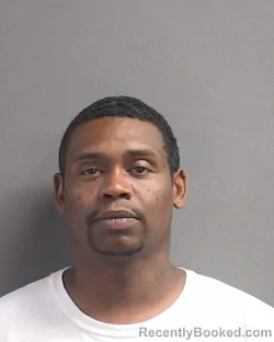 Mugshot of JAMAZE JAMAL QUARTERMAN booked in Volusia County, Florida on May 20, 2026