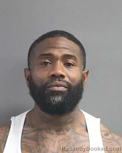Mugshot of DERRICK EDWARDS booked in Volusia County, Florida on May 25, 2026
