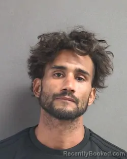 Mugshot of JONATHAN DAVID HERNANDEZ booked in Volusia County, Florida on June 5, 2026
