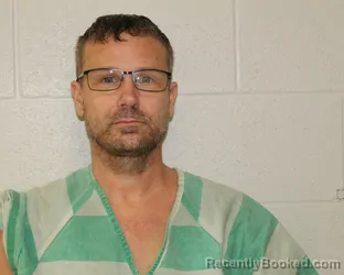 Mugshot of SHANE AARON OKULEY