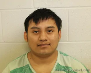 Mugshot of MIQUEL SANTIZ DE LA CRUZ