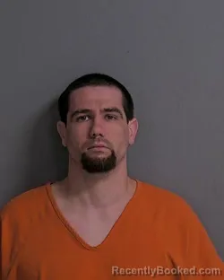 Mugshot of REID ANDREW CROW