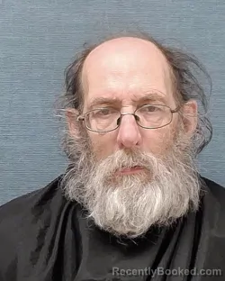 Mugshot of DONALD DEAN SCHMUCKER