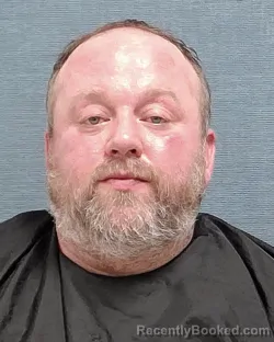 Mugshot of JASON ALLEN HULL booked in Stark County, Ohio on April 4, 2026