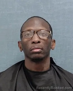 Mugshot of PETERZ NICHOLAS OWENS booked in Stark County, Ohio on April 30, 2026
