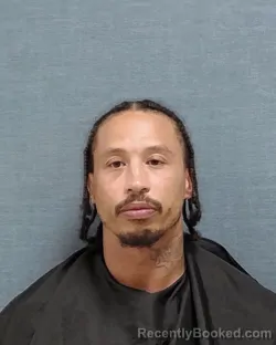 Mugshot of DAESHUNE MAURICE SMOTHERS booked in Stark County, Ohio on March 31, 2026